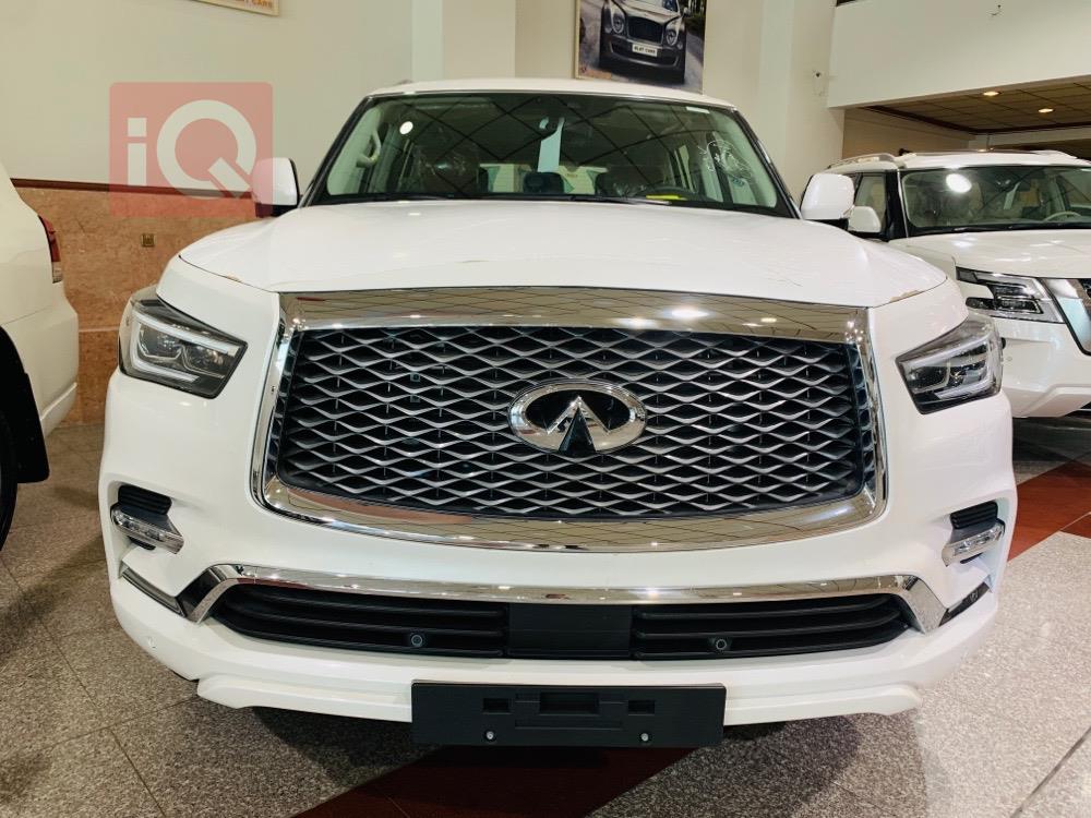 Infiniti QX80